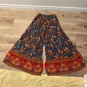 Natural Life Patti Palazzo Pant - Navy Red Floral Border (New w/ tags)